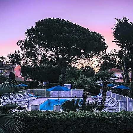 Eden Azur - Hoteliere 4* 골페주앙
